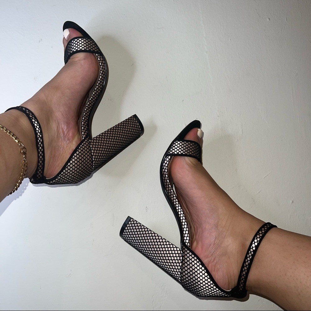 Mesh Chunky Heel - image 2